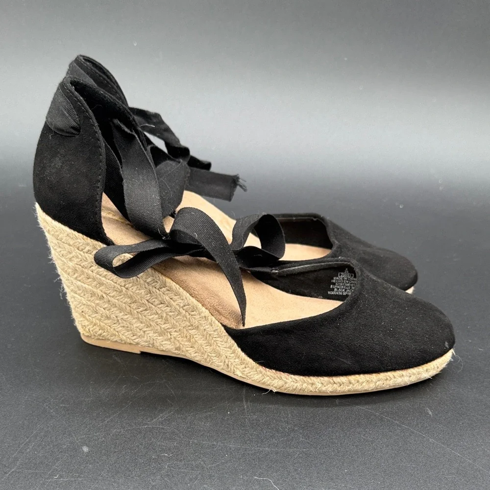 Old Navy Black Espadrille Wedge Size 8